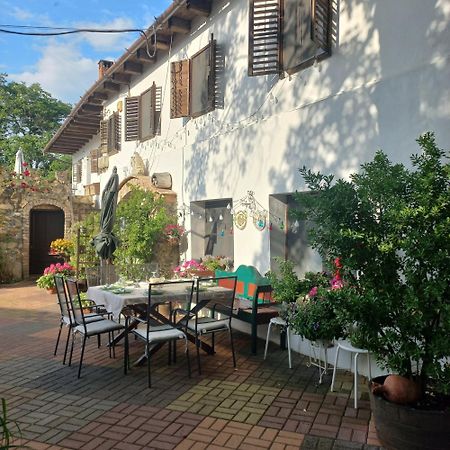La Amadeus & Monica Hotel Minis Bagian luar foto