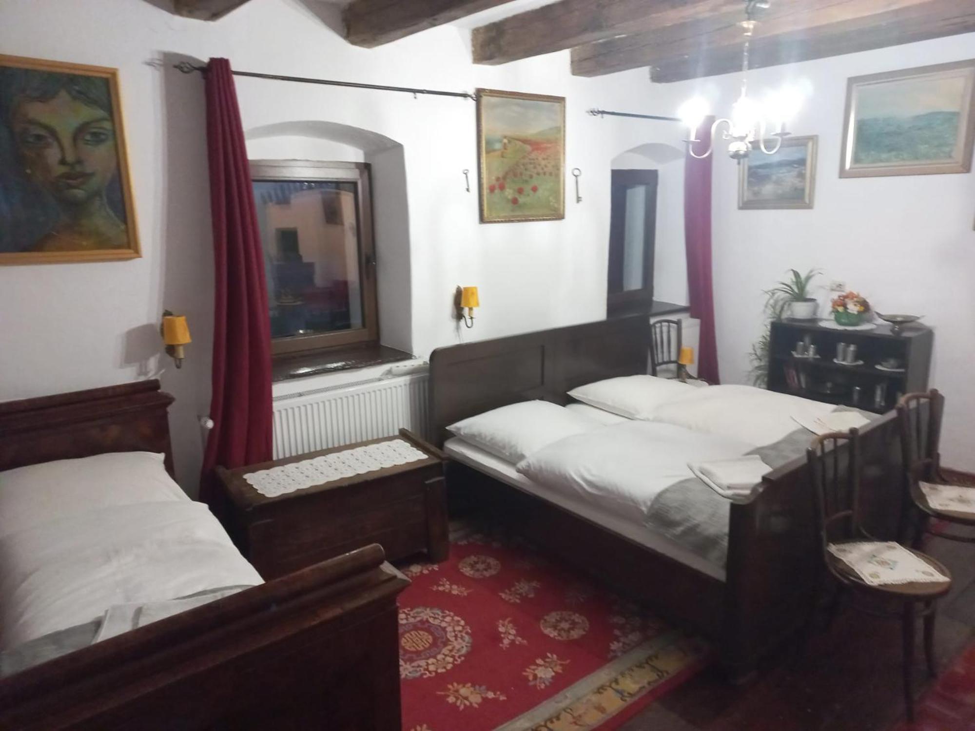 La Amadeus & Monica Hotel Minis Bagian luar foto